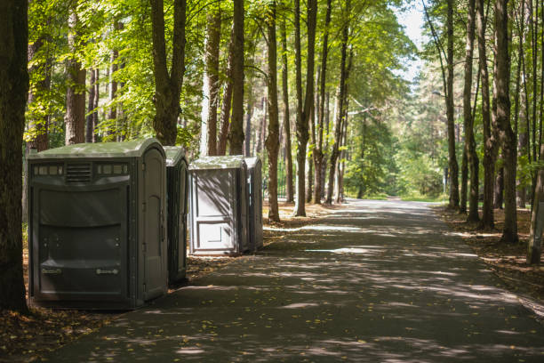 Best Portable restroom trailer rental  in Williston, FL